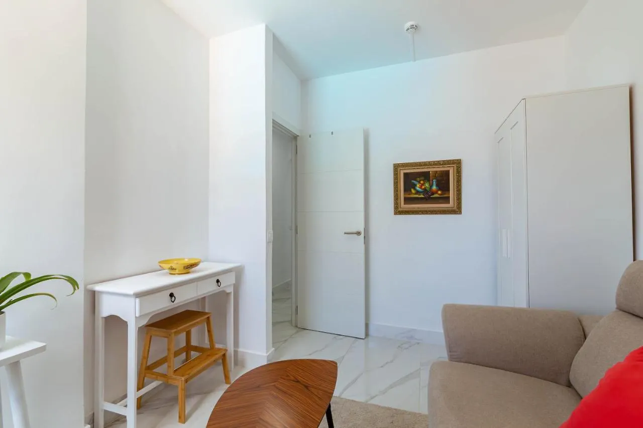 Canarian Holiday Home - Luxury Condo Near Yumbo San Bartolome de Tirajana  San Bartolome de Tirajana (Gran Canaria)