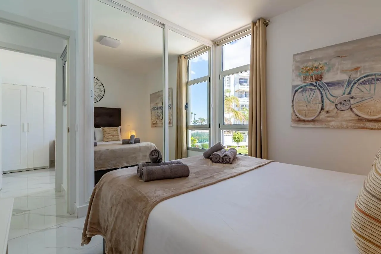 Apartment Canarian Holiday Home - Luxury Condo Near Yumbo San Bartolome de Tirajana