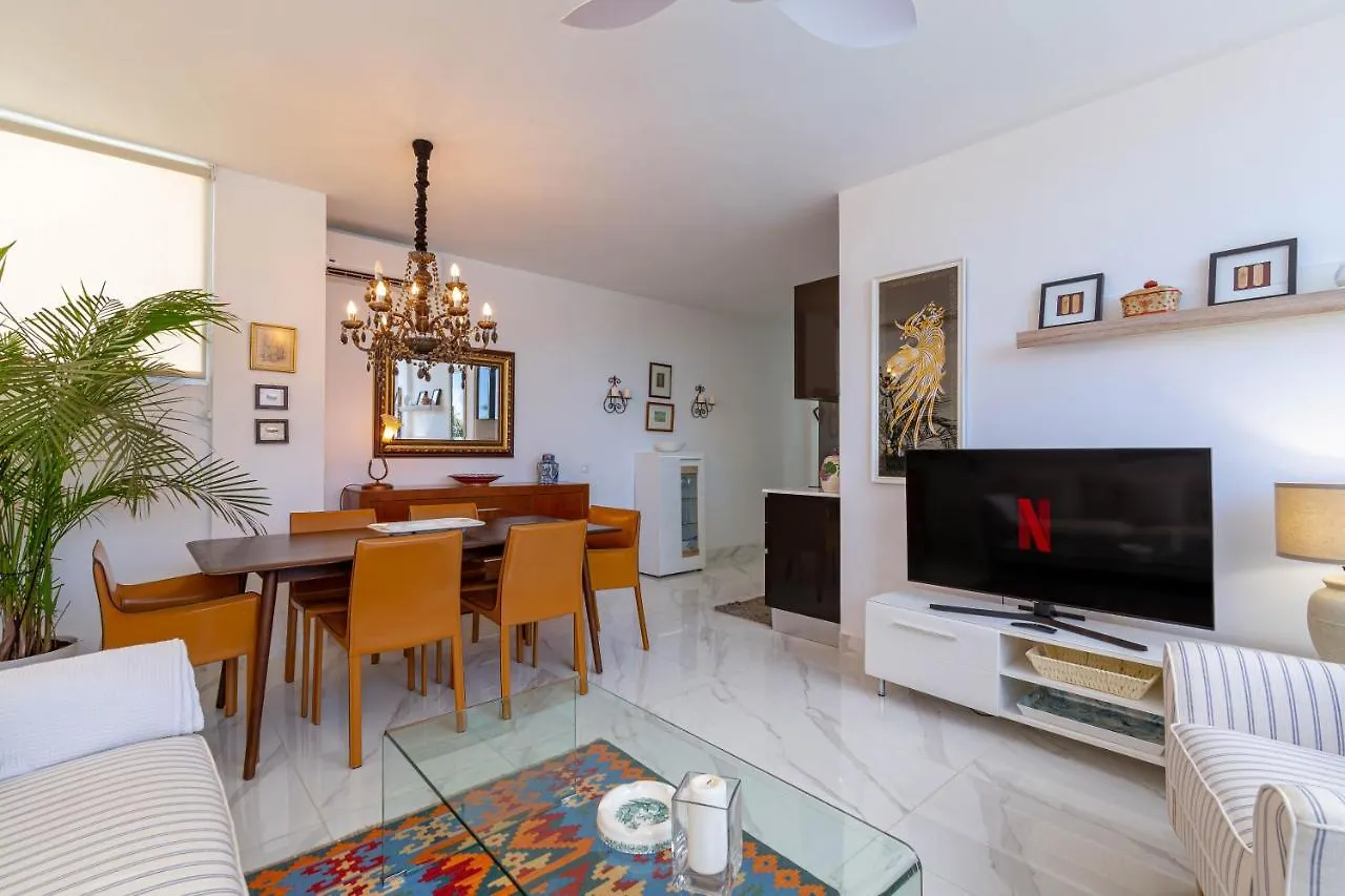 Apartment Canarian Holiday Home - Luxury Condo Near Yumbo San Bartolome de Tirajana  Spain