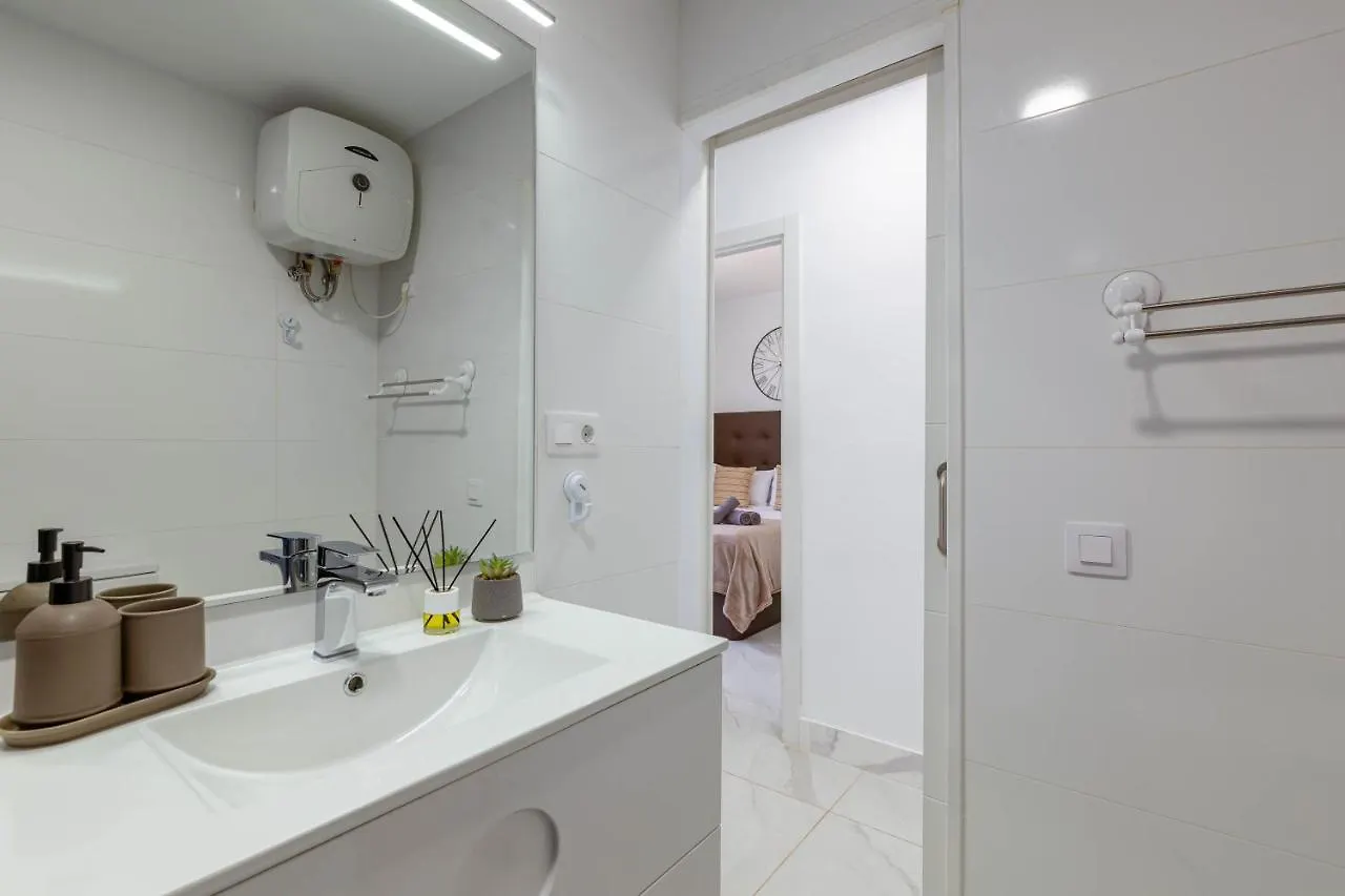 Apartment Canarian Holiday Home - Luxury Condo Near Yumbo San Bartolome de Tirajana