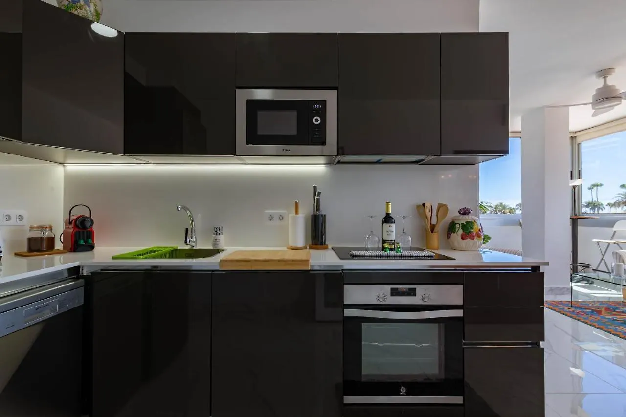 Canarian Holiday Home - Luxury Condo Near Yumbo San Bartolomé